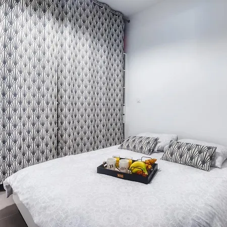 Apartment Le Brassens - Port Et Mont St Clair - L&r Homes *